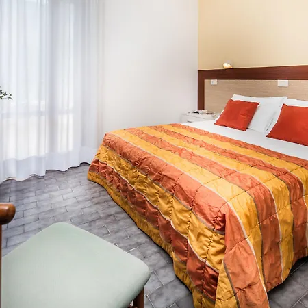 Bettina Hotel 3*