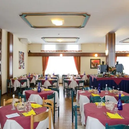Hotel Bettina 3*
