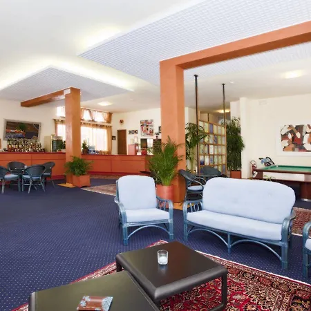 Bettina Hotel 3*